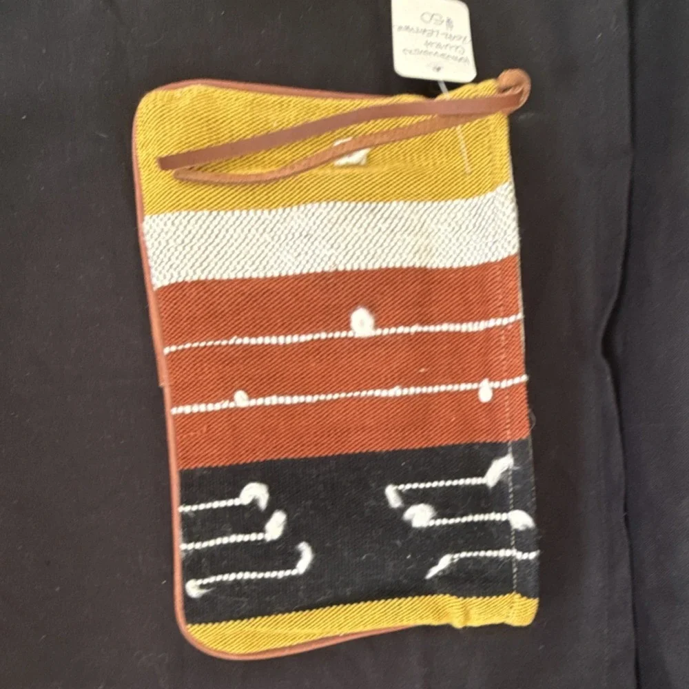 Altiplano Woven Cotton Leather Wristlet Clutch Zip‎ Multicolor Women